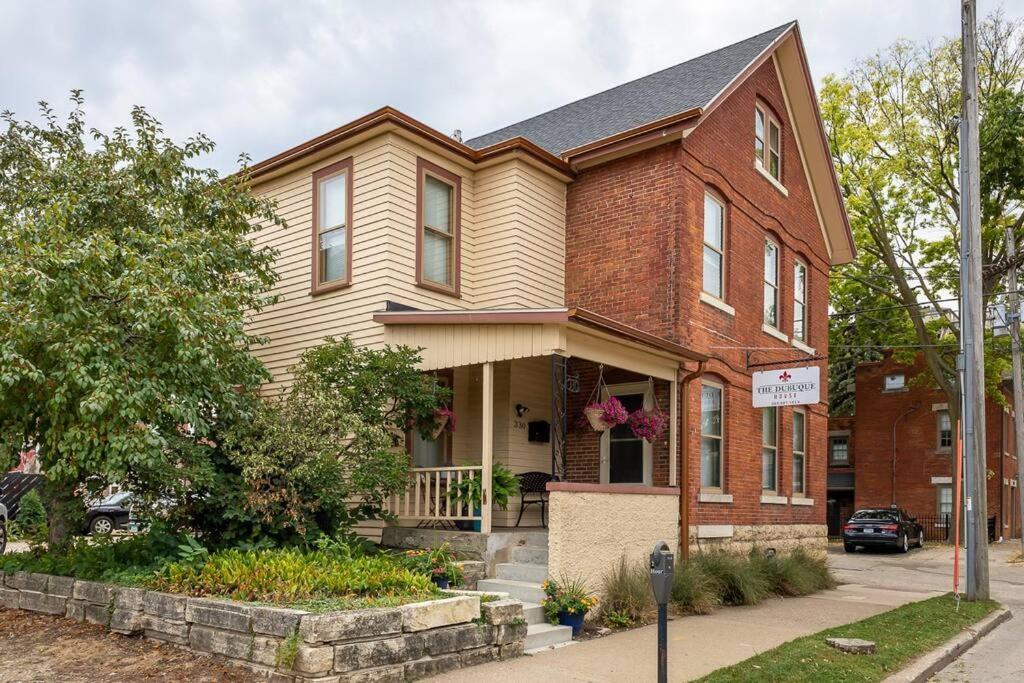 The House - Historic Downtown Location! *