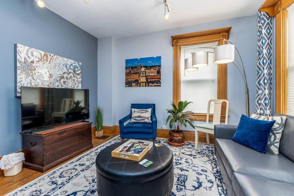 The House - Historic Downtown Location!
