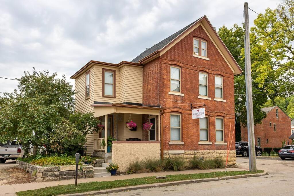 Holiday home The House - Historic Downtown Location! Dubuque